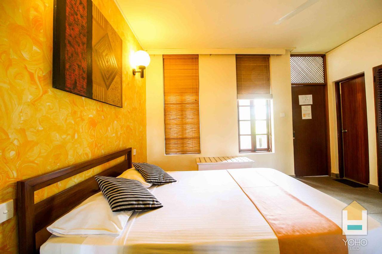 Yoho Rivi Ras Hotel 拉维尼亚山 外观 照片